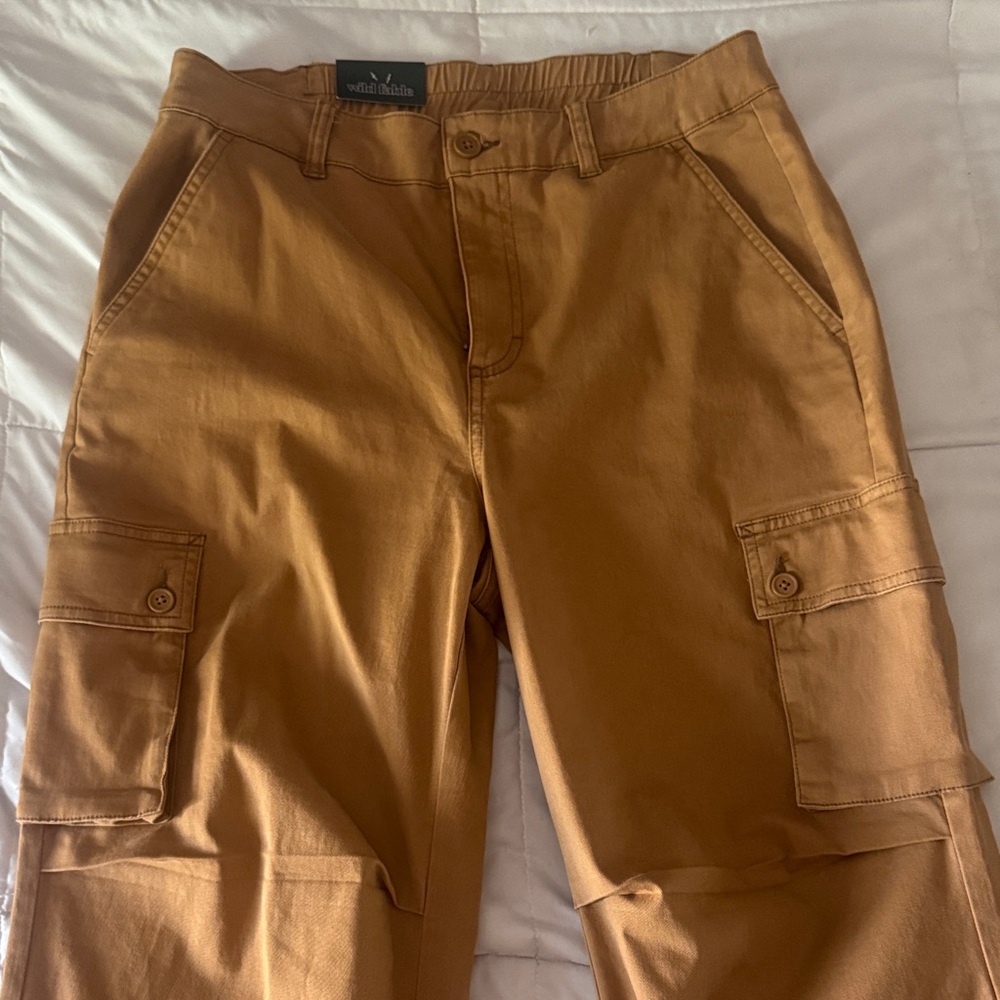 Wild Fable Tan Wide Leg Cargo Pants